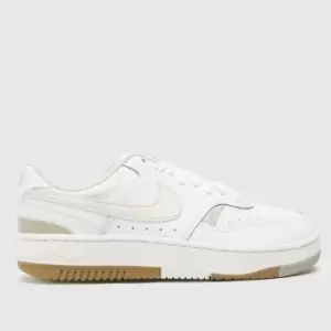 Image of Nike Gamma Force Trainers In White & Beige