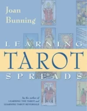 Image of learning tarot spreads