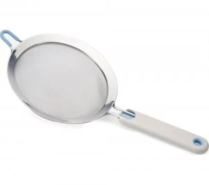 Image of Joseph JOSEPH Shake-it Self-tapping Sieve