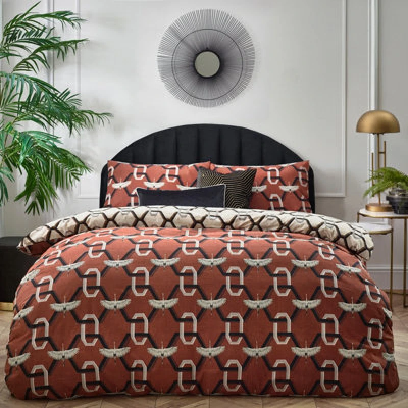 Image of Furn. Avalon Geometric Reversible Duvet Cover Set, Super King, Red