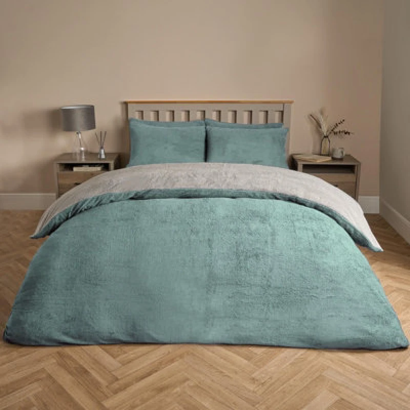 Image of OHS OHS Reversible Teddy Duvet Cover with Pillowcase in Duck Egg Blue Size: Single Duck Egg Blue Single Unisex 5027434222049