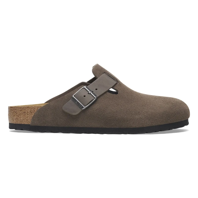 Image of Birkenstock Leather clogs Birkenstock Boston BS Marron Male 39