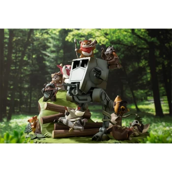 image of Kotobukiya Star Wars: The Artist Series ARTFX Statue - Battle of Endor The Little Rebels