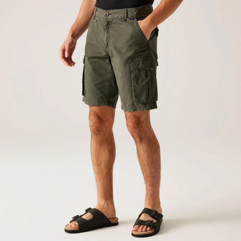 Image of Regatta Mens Shorebay II Cargo Shorts in Green Size: 38R Green Male 38R