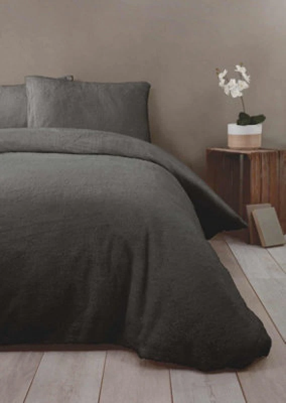 Image of Rapport Home Teddy Fleece Polyester Duvet Cover Set With Pillowcase in Charcoal Size: Single Charcoal Unisex Single