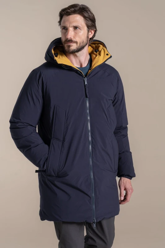 Image of Craghoppers Craghoppers Men Bannerdale Reversible Hooded Waterproof Breathable Padded Jacket in Navy Size: Small Navy S Male 5063260129466