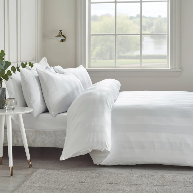 Image of Catherine Lansfield Cather So Sft Satin St 63 White unisex Double
