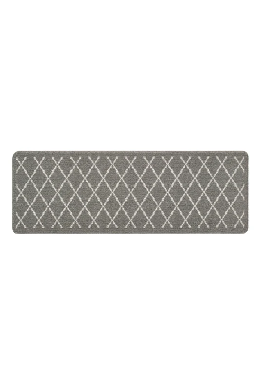 Image of My Mat Stain Resistant Arbor Silver Size: 67cm x 200cm Silver Unisex 67cm x 200 cm