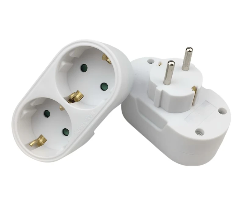 Image of Microconnect Schuko power splier. wih 2