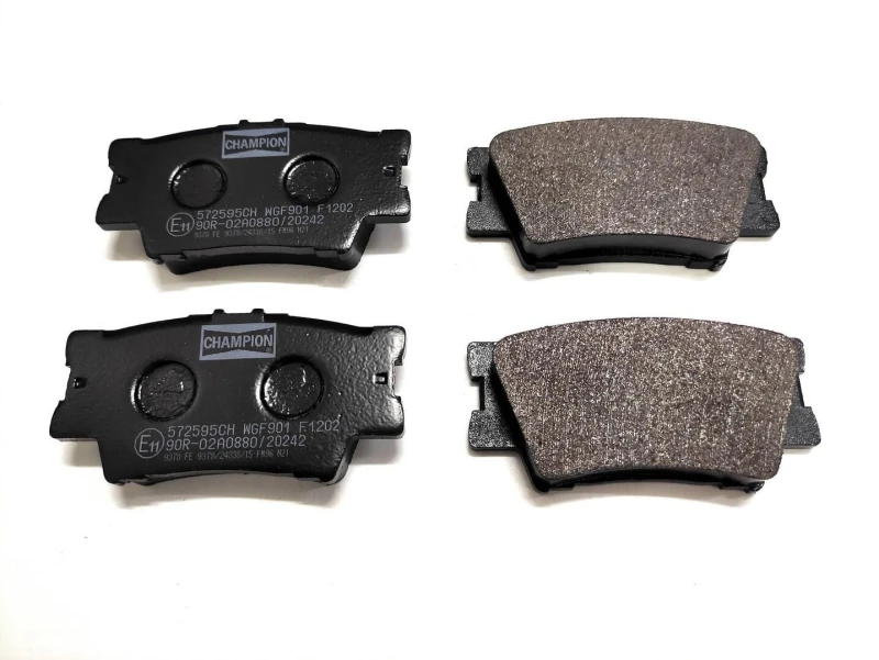 Image of Brake pad set CHAMPION 572595CH