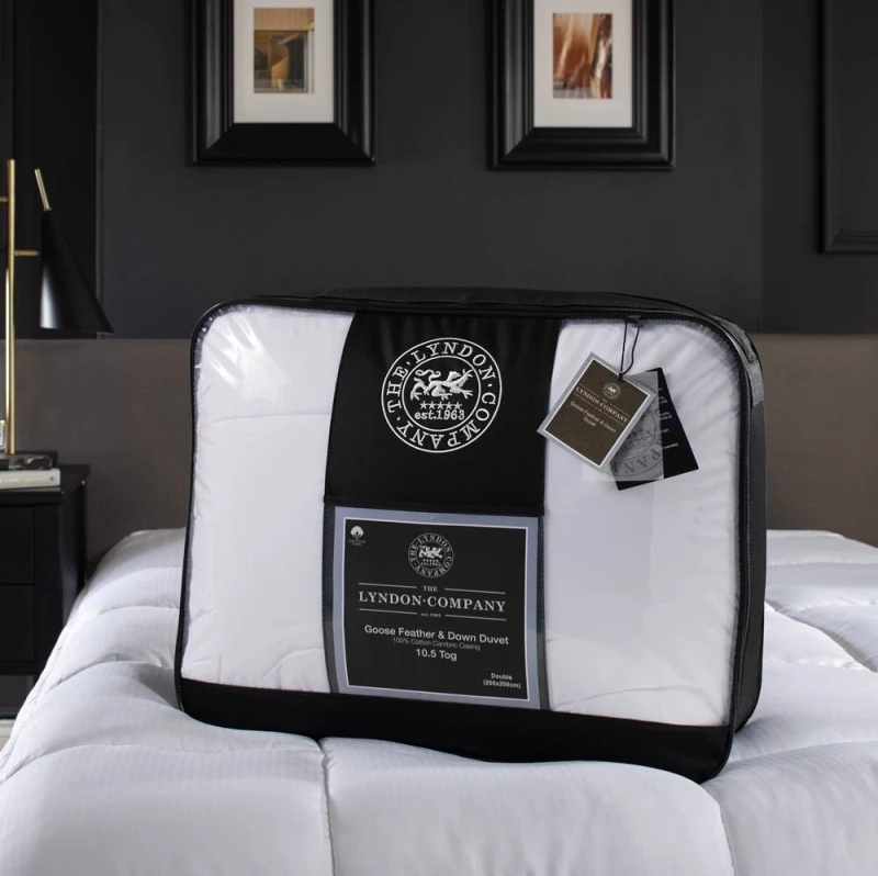 Image of The Lyndon Company Hotel Goose Feather & Down 10.5 Tog All Year Round Duvet in White Size: Super King White Unisex Super King