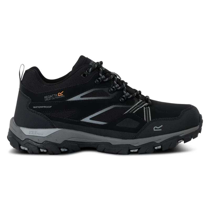 Image of Regatta Regatta Men Holcombe 3 Low Shoe in Jet Black Size: 11 Jet Black 11 Male 5063516025115
