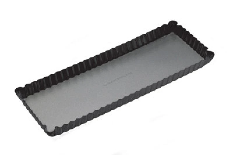 Image of Masterclass Non-Stick Loose Base Rectangular Fluted Flan / Quiche Tin Black