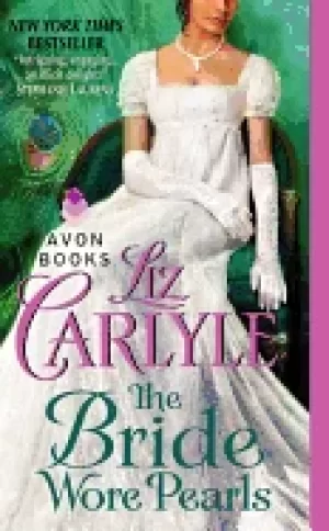 Image of bride wore pearls