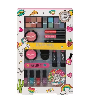 image of Chit Chat Bumper Make Up Set