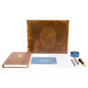 image of Newt Scamander (Fantastic Beasts) Deluxe Stationery Set