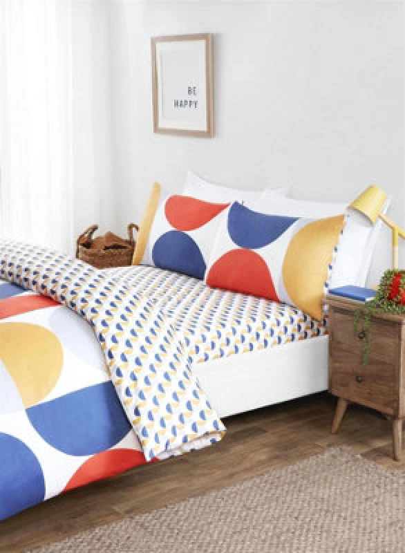 Image of Rapport Home Baltimore Microfibre Polyester Complete Duvet Set With Pillowcase White