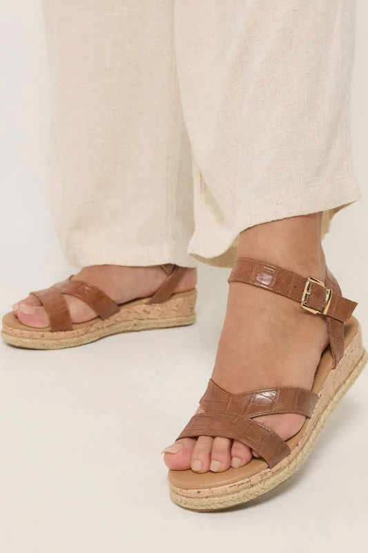 Image of Yours Womens Plaited Wedge Sandals In Extra Wide EEE Fit in Brown Size: 8EEE Brown Female 8EEE