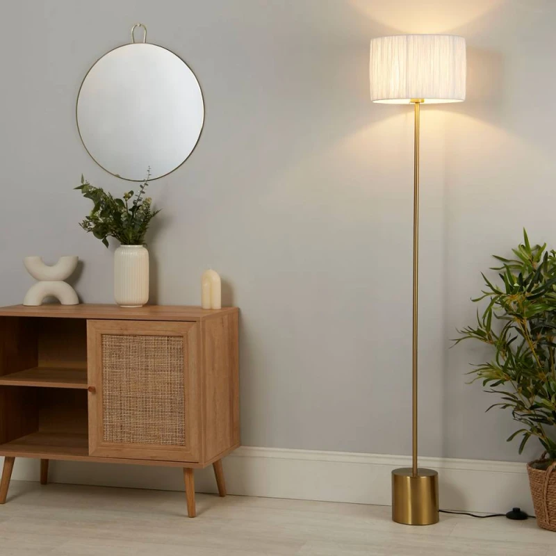 Image of SO'HOME Raffia Floor Lamp in White/Gold Gold-Coloured ONE SIZE