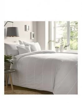 Image of Appletree Salcombe Duvet Set - Silver