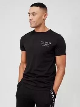 Image of Tommy Hilfiger Classic Small Logo T-Shirt - Black Size M Men