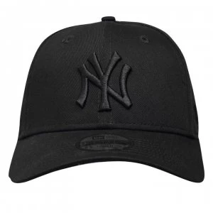 image of New Era 9Forty NY Cap Juniors - Tonal Black