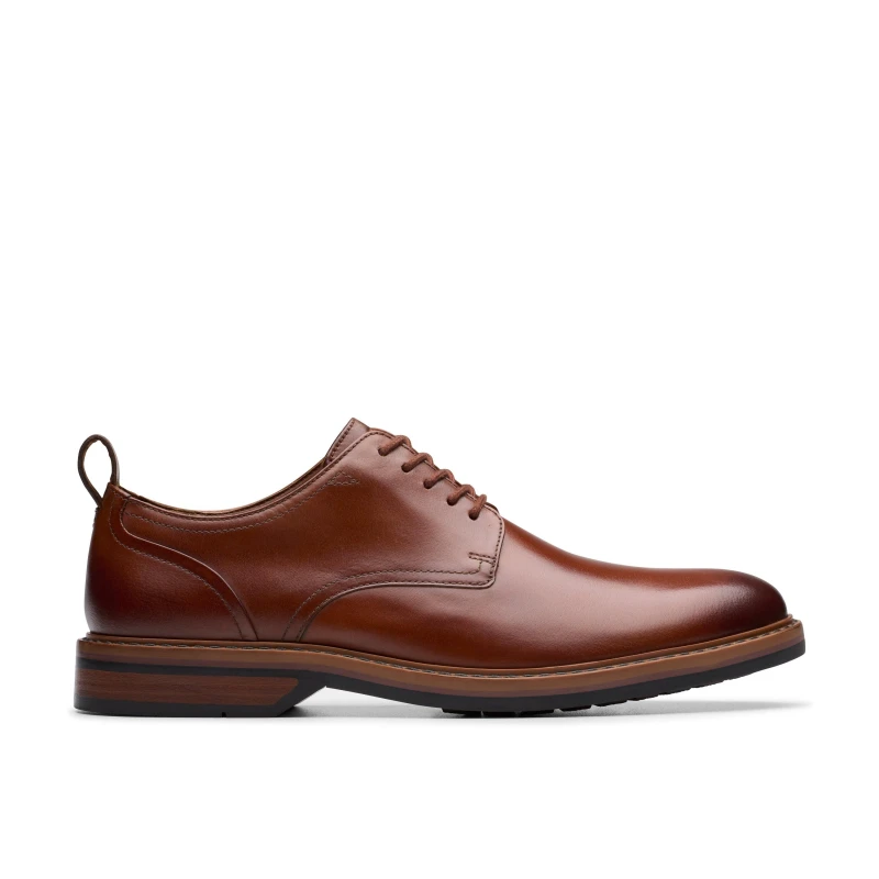 Image of Clarks Clarks Men Aldwin Lace Tan Leather Lace Up,Derby Shoes in Brown Size: 8-Standard Fit Brown 8-Standard Fit Male 5063421360585