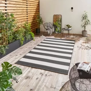 Image of Santa Monica Indoor Outdoor Rug Black/White