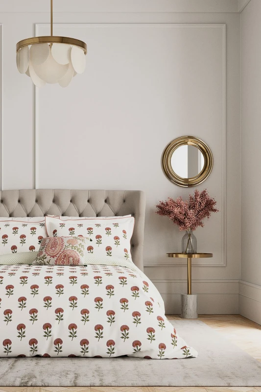 Image of V & A 'Regal Marigold' Cotton Duvet Cover Set in Cream Size: Single Cream Unisex Single