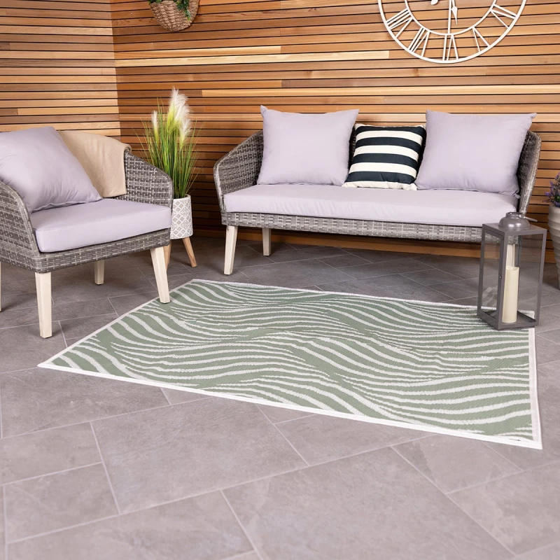 Image of Wave Weatherproof Rug, Green