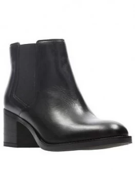 Image of Clarks Mascarpone Bay Ankle Boot, Black Leather, Size 7, Women