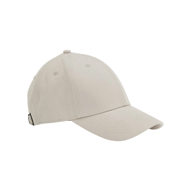 Image of Beechfield Beechfield Men 6 Panel Cotton Canvas Cap in Light Sand Light Sand One Size Male 5063527162359