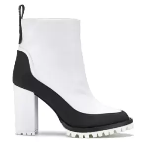 Image of Boss Oyster Bootie90-N - White