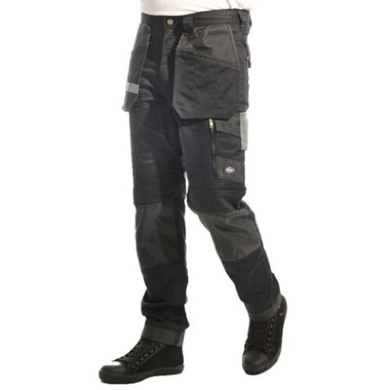 Image of Lee Cooper Workwear Lee Cooper Workwear Men Holster Knee Pad Pockets Stretch Cargo Trousers in Black Size: 36R Black 36R Male 5050217354316