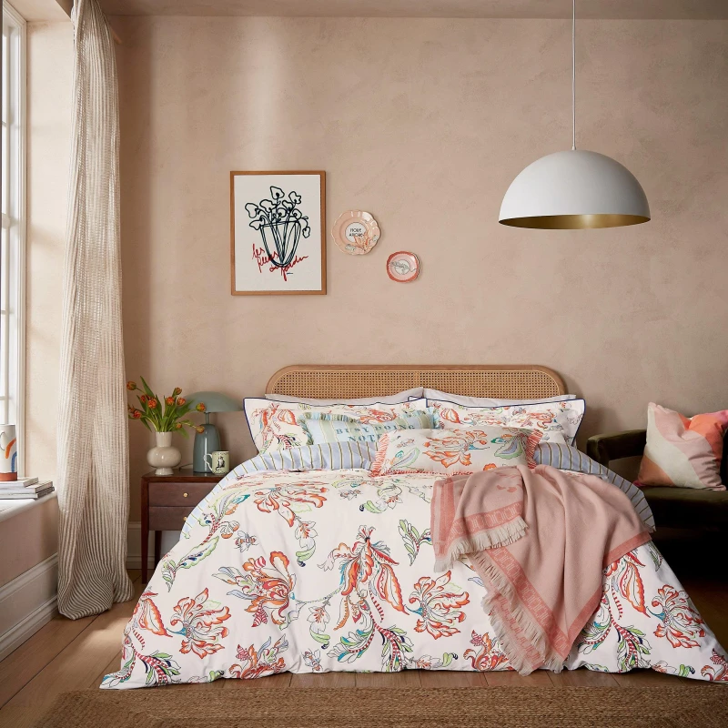 Image of Yvonne Ellen YE Sig Floral Cover Se 99 Floral unisex Single