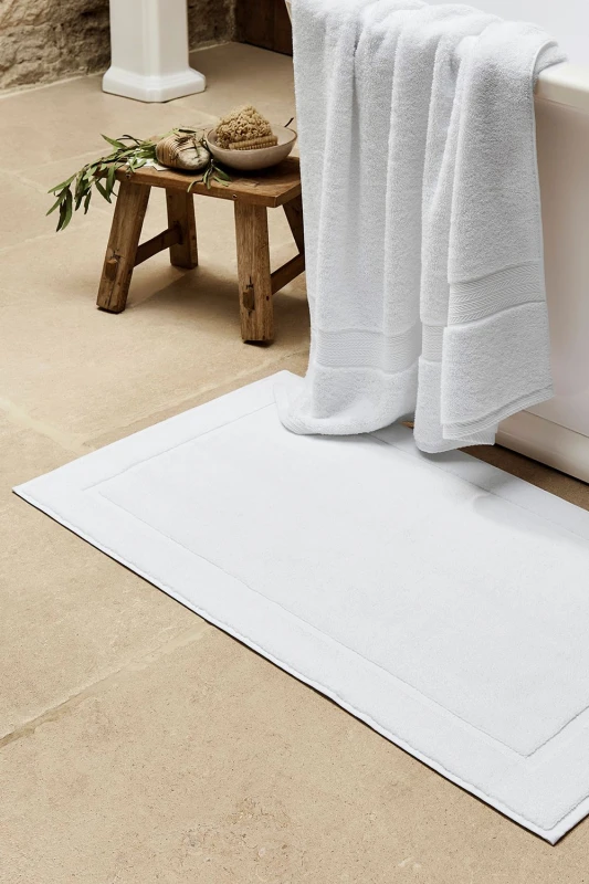 Image of Christy CHRISTY 'Renaissance' Luxury 100% Cotton 1000GSM Towelling Bath Mats in White White One Size Unisex 5057241210014