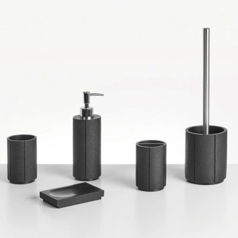 Image of Beliani 5 Piece Bathroom Accessories Set Huallaga Black