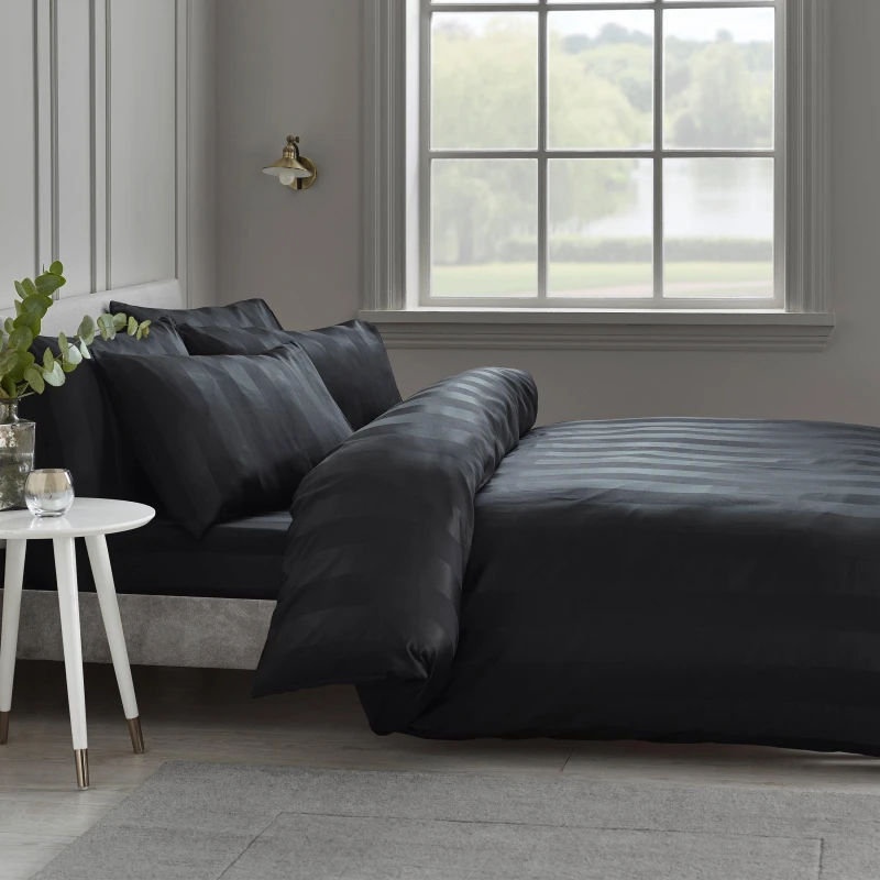 Image of Catherine Lansfield Cather So Sft Satin St 63 Black unisex Double