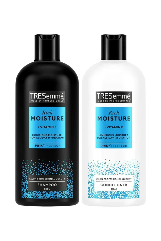 Image of Tresemme Tresemme 'Rich Moisture Shampoo & Conditioner Bundle' 680ml Each Multi Color One Size Unisex 5056564733330