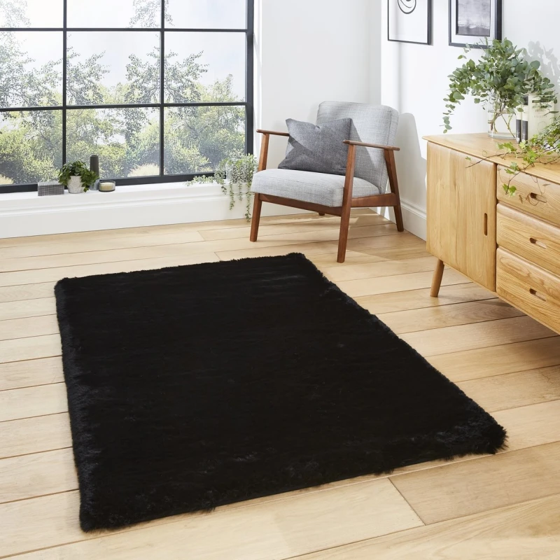 Image of Super Teddy Plain Shaggy Rug Black