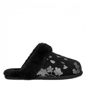 image of Ugg Scuffette Foil Slippers - Black