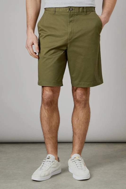 Image of Debenhams Debenhams Men Premium Chino Shorts in Khaki Size: 44 Khaki 44 Male 5045749193625
