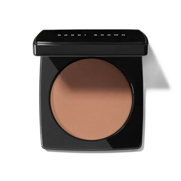 Image of Bobbi Brown Bronzing Powder - Medium