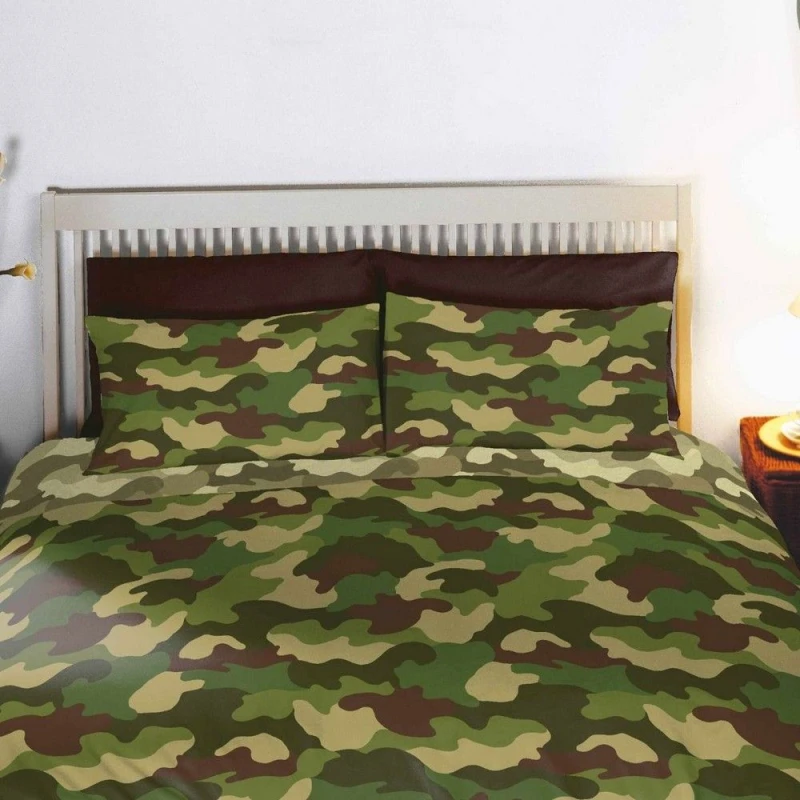 Image of Bedding & Beyond Camo Duvet Cover Set in Green Size: Double Green Unisex Double