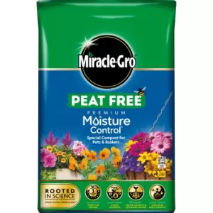 Image of Miracle-Gro Moisture Control Peat-Free Compost 40L