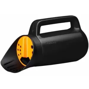 Image of 1057076 Garden Seed Spreader Grit Sand Fertiliser Spreading Solid Range - Fiskars