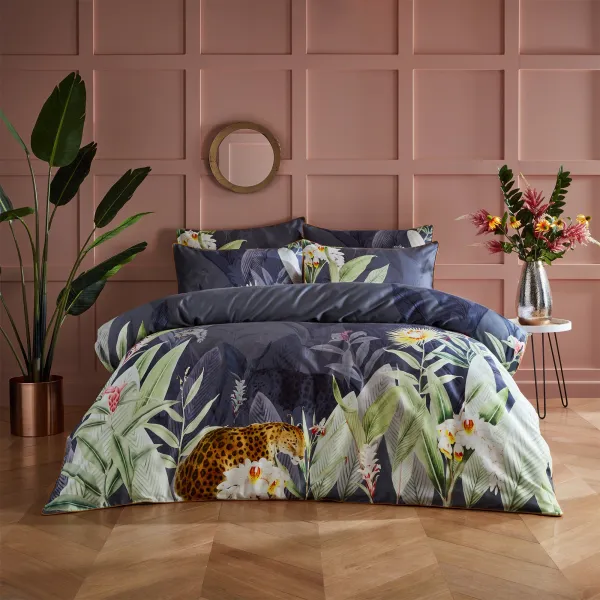 Image of Paoletti Artemis 100% Cotton Duvet Cover and Pillowcase Set Grey/White