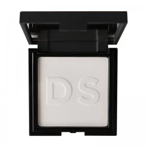 image of Daniel Sandler Invisible Veil Blotting Powder 9.5g