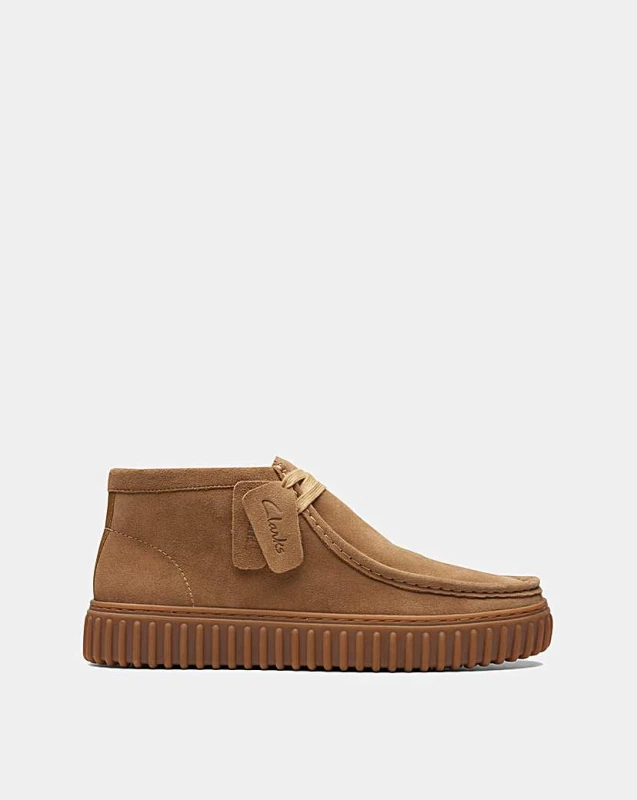 Image of Clarks Clarks Suede Torhill Boots - Dark Sand Dark Sand - Clarks - Size: 7 Dark Sand Male 7 LP50201