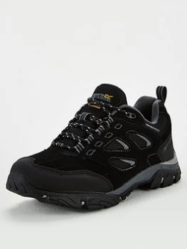 Image of Regatta Holcombe Iep Low - Black